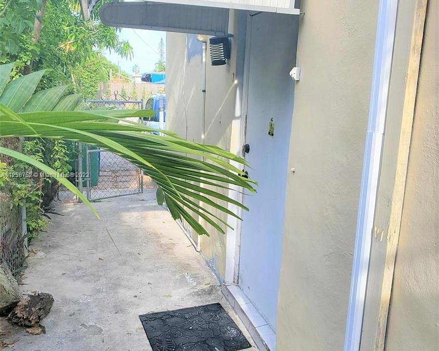 1st image of 10850 NE 4th Ave Unit 10850