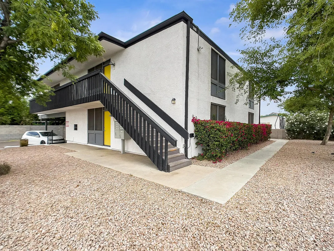 2 bed, 800 sqft, $1,195 — Photo 4