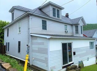 412 Church St, South Fork, PA 15956