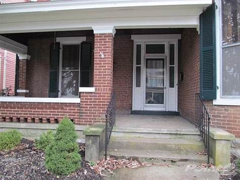 3rd image of 315 E Pleasant St