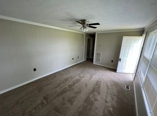 2925 Blackman Rd, Murfreesboro, TN 37129