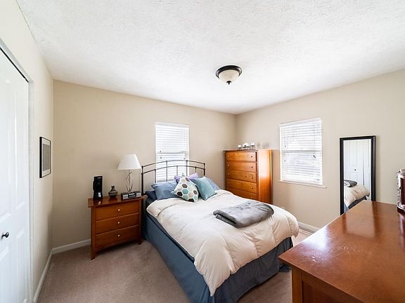 5th image of 1229 Dennis Dr