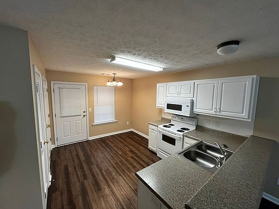 2nd image of 6228 Crystal Dr #B