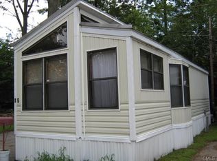 15 Canyon Dr, Shelton, CT 06484