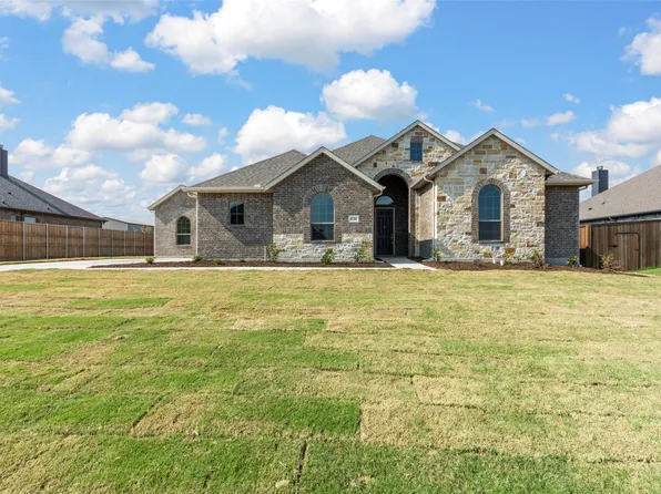 1726 Creekview Ln, Nevada, TX 75173