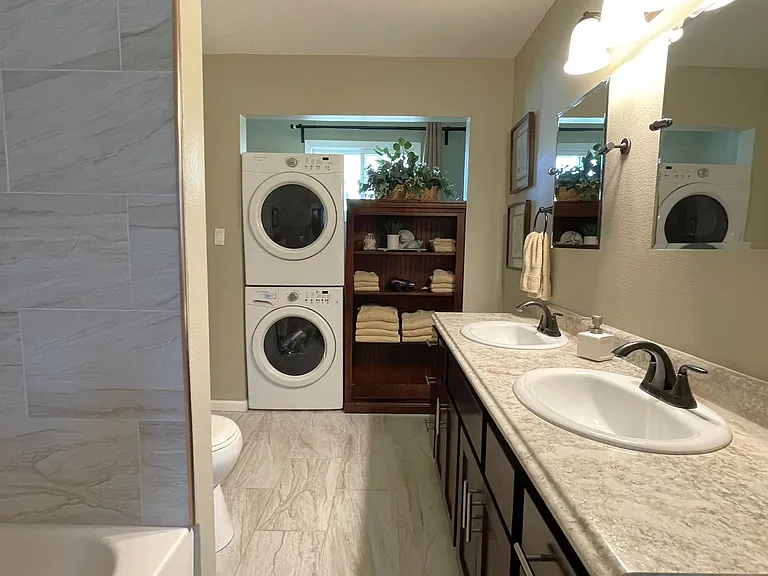 609 Water St — Photo 10
