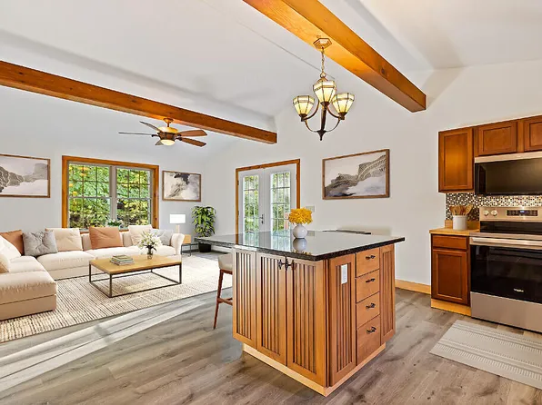 369 Sandy River Road, Fayette, ME 04349