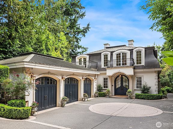 3rd image of 3210 Hunts Point Road