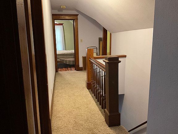 4th image of 204 N Lubeck St