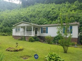 1315 Woods Fork Rd, Grundy, VA 24614