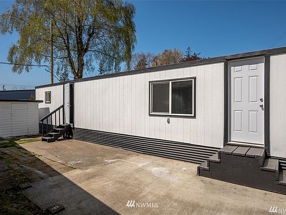 3rd image of 2500 Samish Way Trailer 11