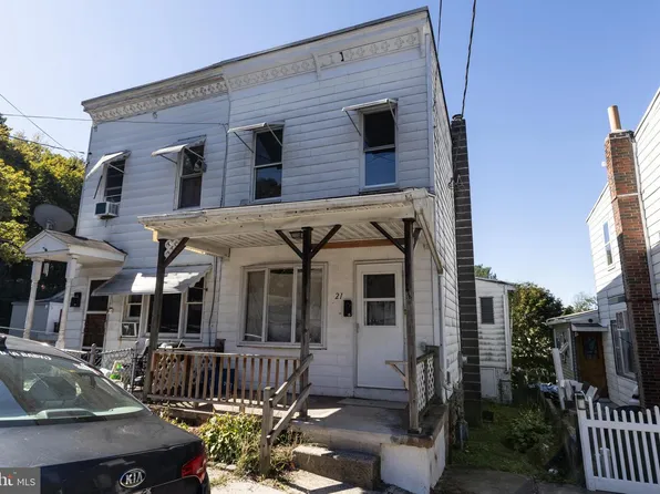 21 Park St, Pottsville, PA 17901