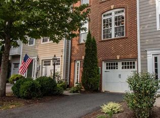 827 Rainier Rd, Charlottesville, VA 22903