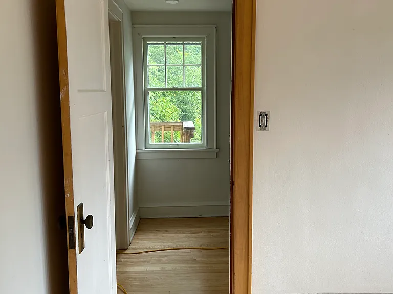 402 N Main St #402 — Photo 1