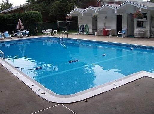 Outdoor Swimming Pool