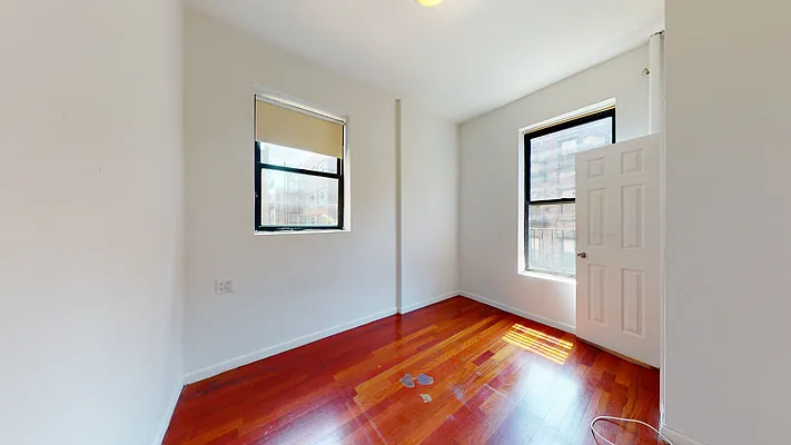 Rented by Bond New York | media 10