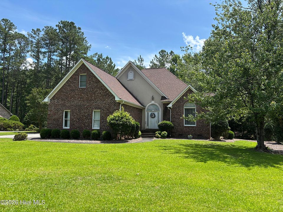 1st image of 118 Saint Andrews Cir
