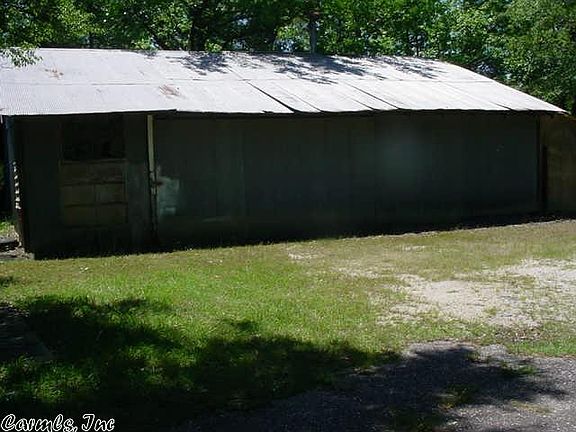 4th image of 1726 Dyer St