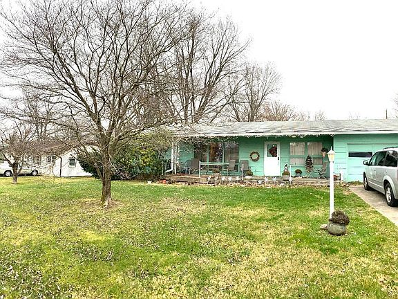 3rd image of 4183 W Grand Ave