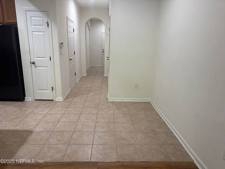 5973 Pavilion Dr — Photo 5