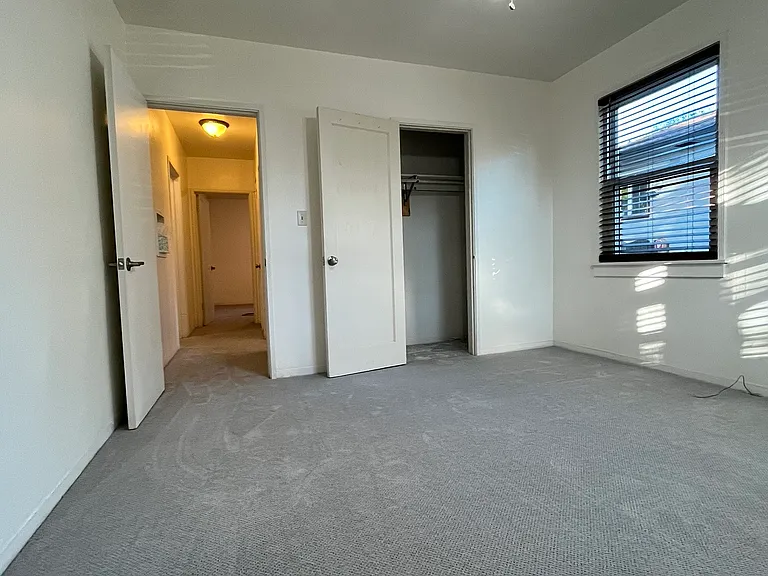 Front bedroom.
