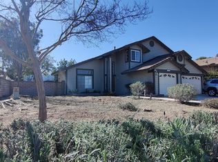 1508 Via Vista Dr, Riverside, CA 92506