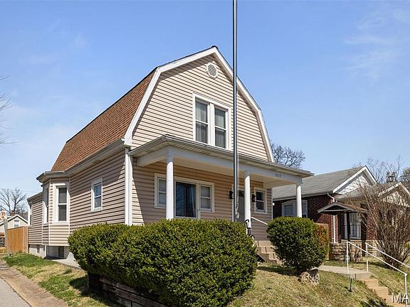 3rd image of 5839 W Park Ave