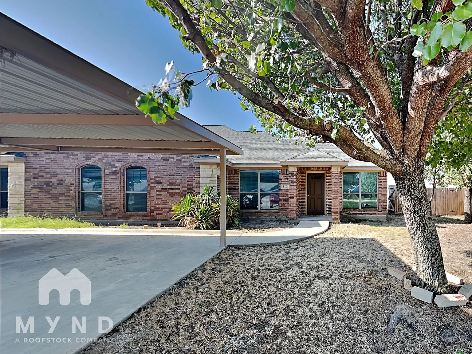 3 bed, 2.0 bath, 1250 sqft, $1,699 — Photo 1