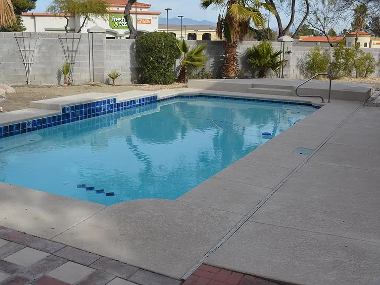 Sun Rose Ave — Photo 31