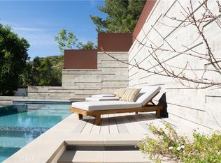 2520 La Condesa Dr, Los Angeles, CA