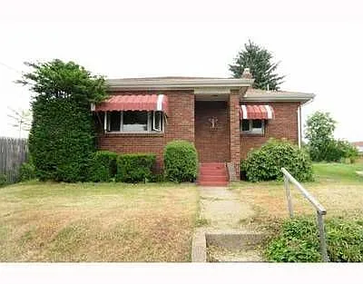 595 Virginia Ave photo 1