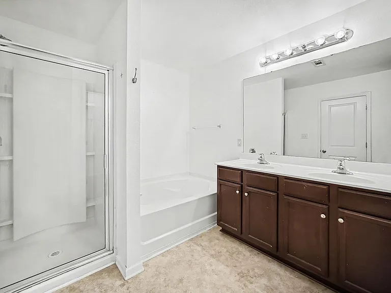4937 Broad Leaf Ct — Photo 17
