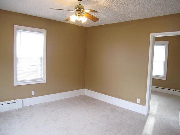 2nd image of 8 Basford Ct #1