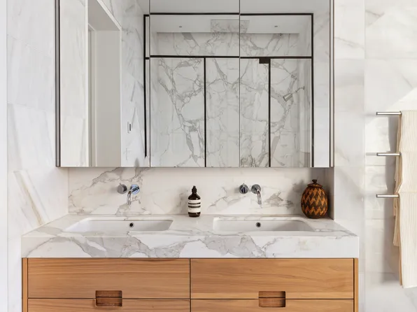 500 West 25th Street image 10 of 16