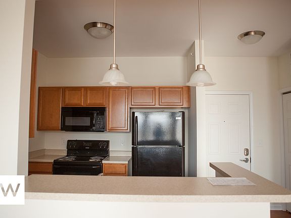 5th image of 601 N Walnut St #0B-1Ba-560Sqft