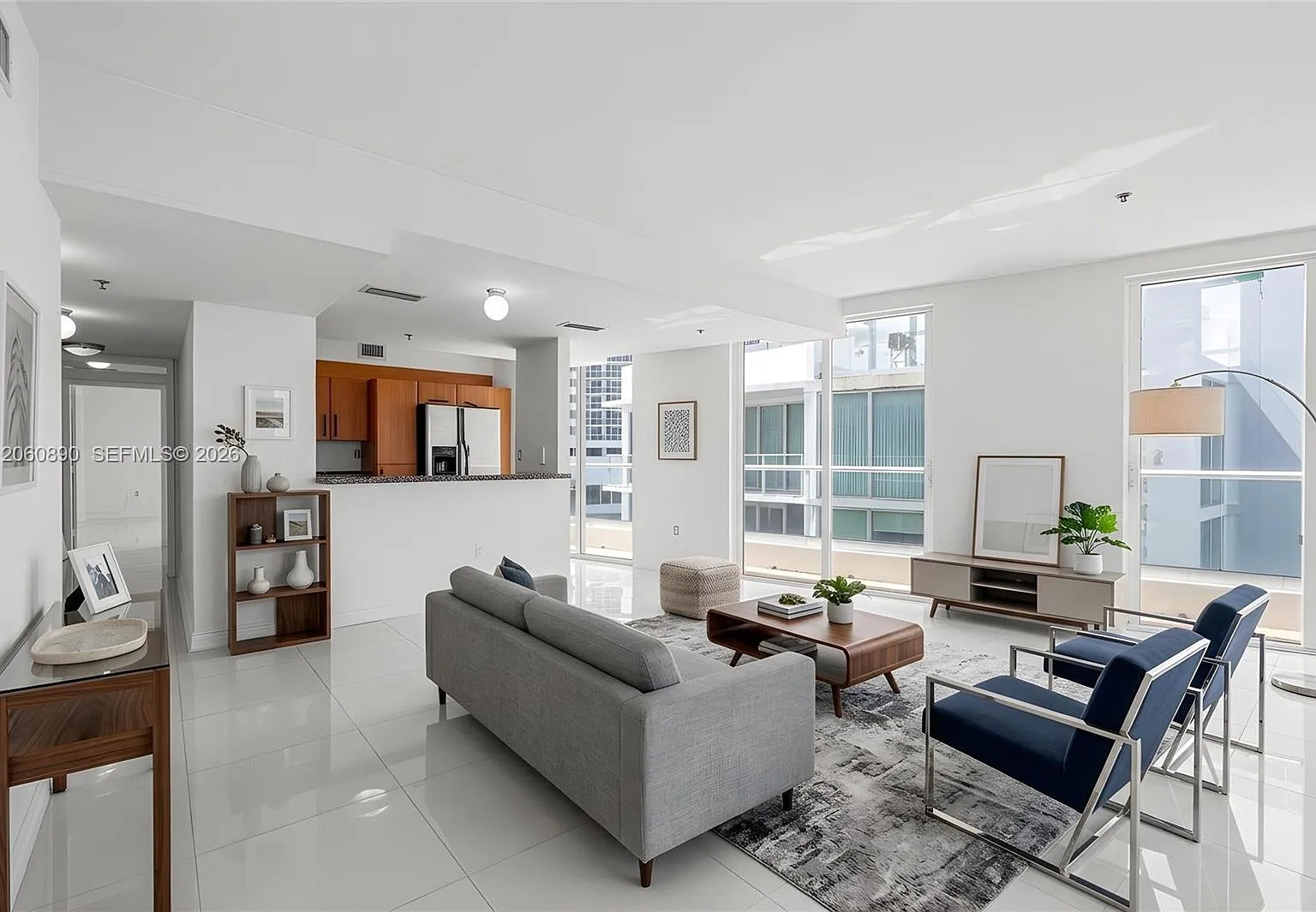 Casablanca Villas Condo — Photo 1