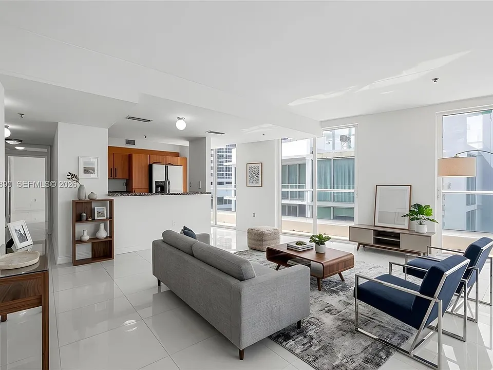 6362 Collins Ave #514