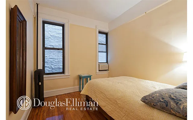 Sold by Douglas Elliman | media 28