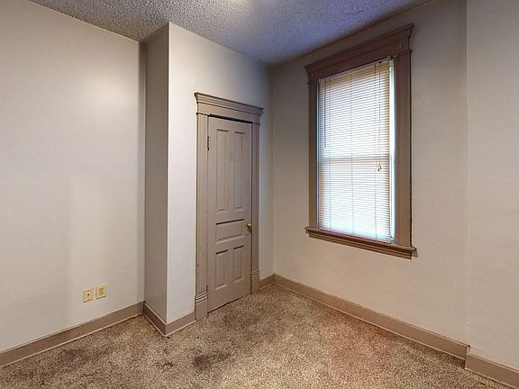 4th image of 329 W McMillan St APT 3