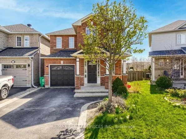 50 Oakmeadow Dr, Brampton, ON L7A 2M1