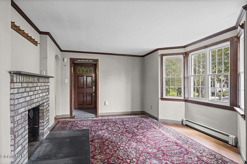 2nd image of 111 Michigan Avenue