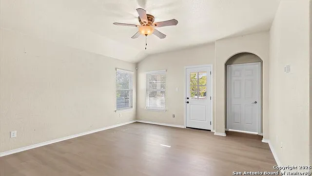 7411 Hazel Cv — Photo 8