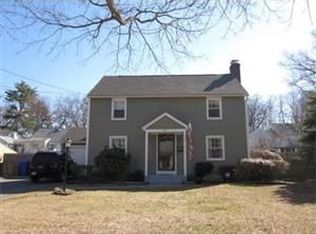 117 Pilgrim Rd, Springfield, MA 01118