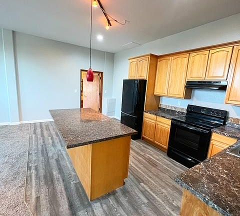4th image of 100 N Lafayette Ave #1
