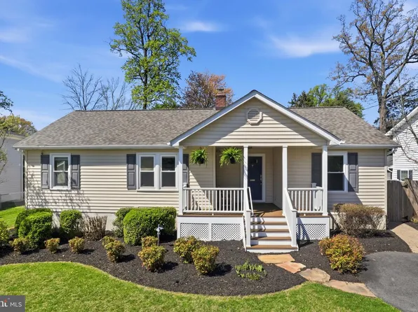 3008 Fairmont St, Falls Church, VA 22042