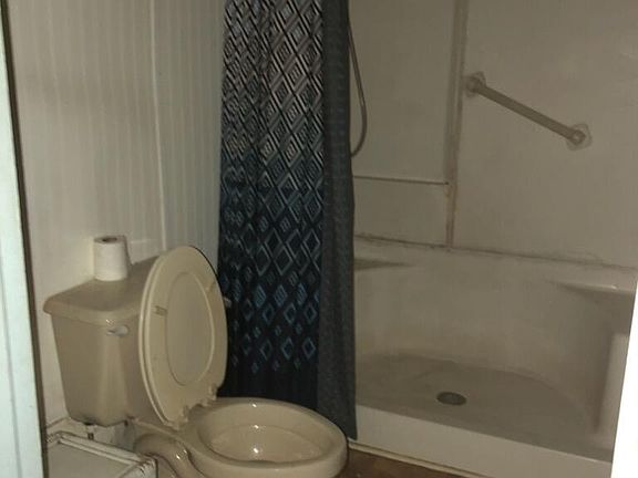 5th image of 3504 W Lake Drive
