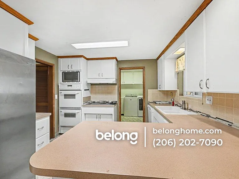 1220 E Laurel St — Photo 12