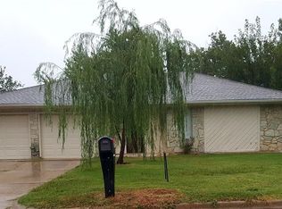 8017 NW 89th St, Oklahoma City, OK 73132
