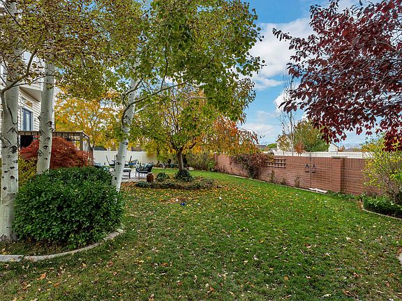 5th image of 8889 S Mountain Vista Dr