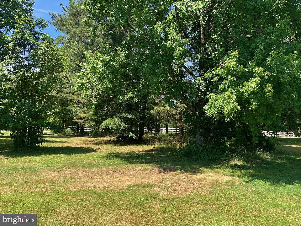 2nd image of 4711 Danville Rd